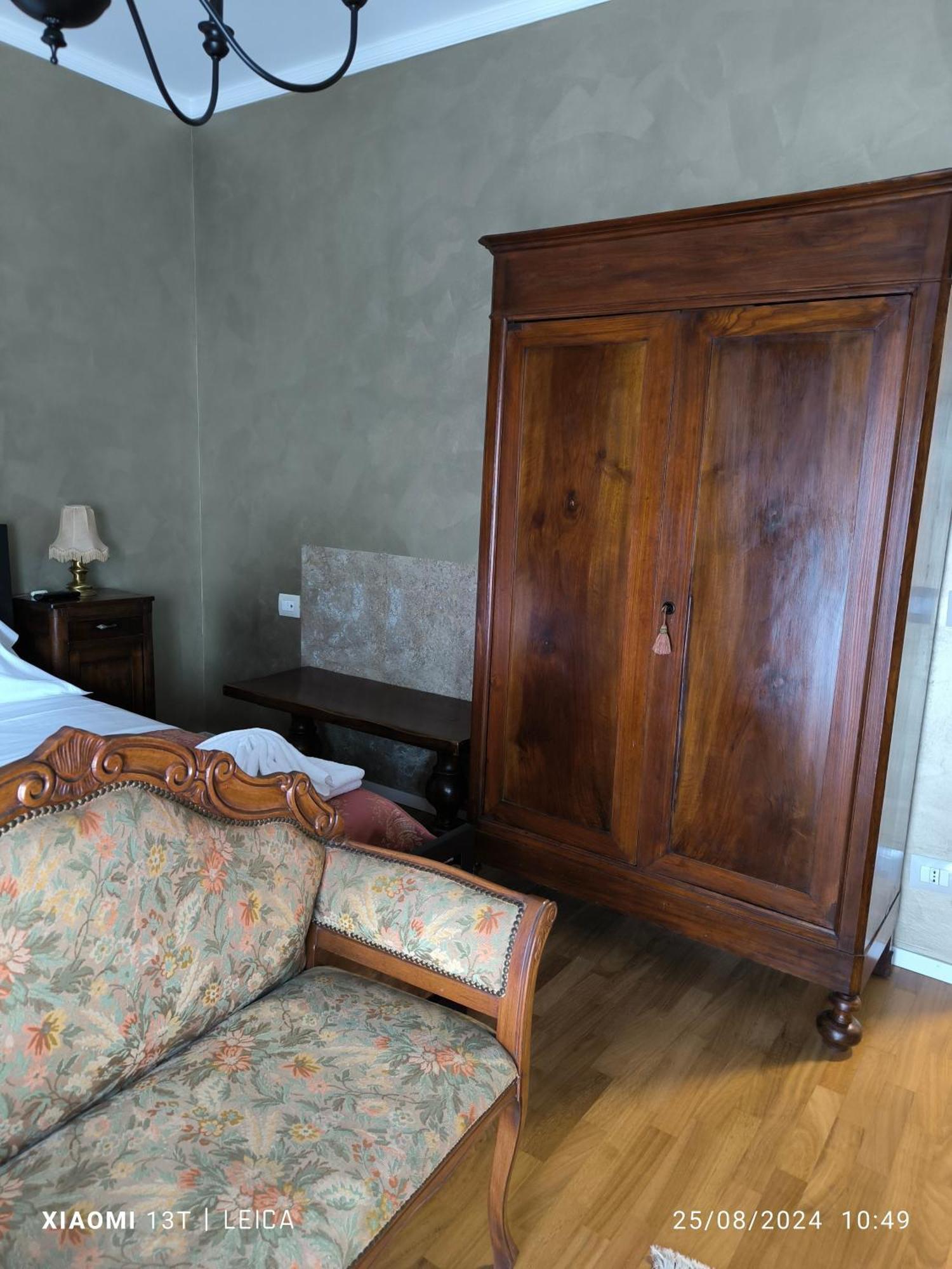 Castelguelfo Le Piante Di Casa Samar Bed & Breakfast エクステリア 写真